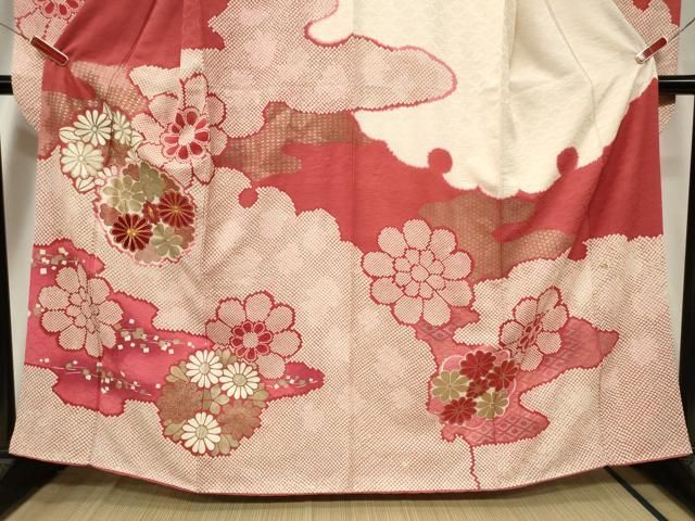 【華やか】⭐️金彩振袖⭐️縮緬⭐️雪輪重ね文様⭐️ 華やか】⭐️金彩振袖⭐️縮緬⭐️雪輪重ね文様⭐️