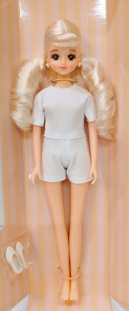 リトルファクトリー リカちゃんキャッスル 初代ジェニー 度版バースディモデル 13668