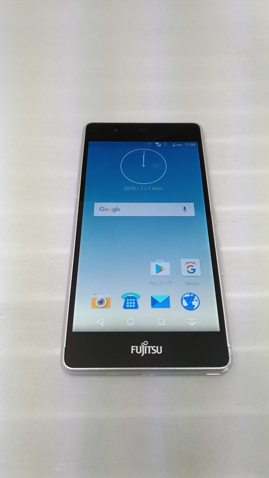 【中古品】FARM06106(ホワイト) arrows M03 SIMフリ- LTE対応 16GB(中古品) FARM06106(ホワイト) arrows M03 SIMフリ- LTE対応 16GB(中古品