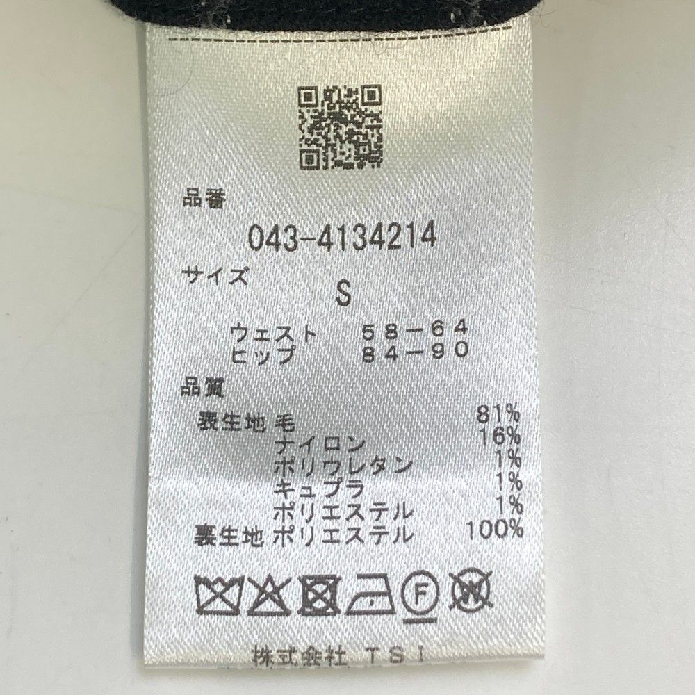 サイズ：S ST ANDREWS セントアンドリュース 2024年モデル ウール混スカート ストライプ柄 ブラック系 [240101419886] ゴルフウェア レディース ストスト サイズ：S ST ANDREWS セントアンドリュース 2024年モデル