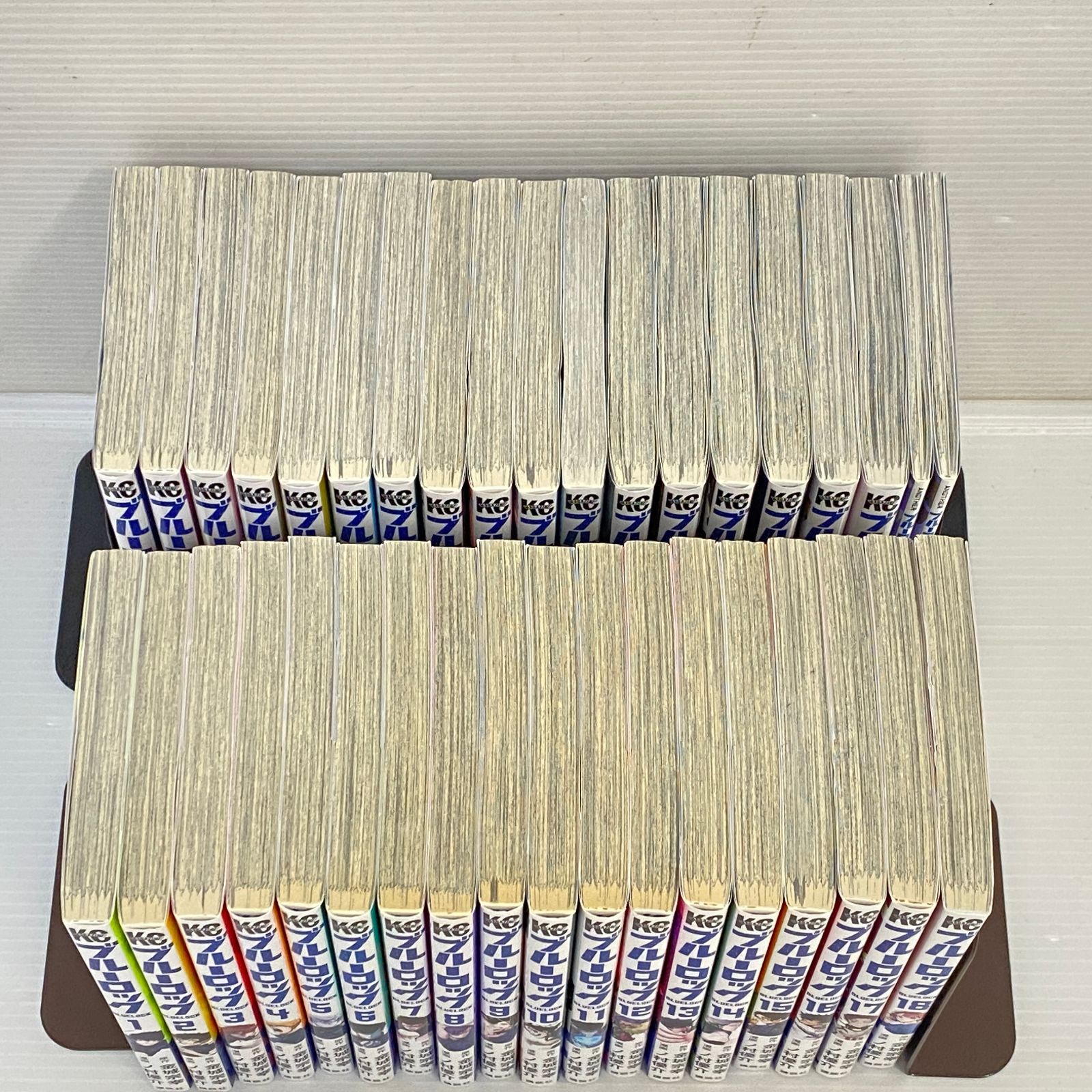 ブルーロック 1-35巻(既刊)+関連本2冊/金城宗幸 他 全巻セット】 ブルーロック 1-35巻(既刊)/金城宗幸 他 - メルカリ