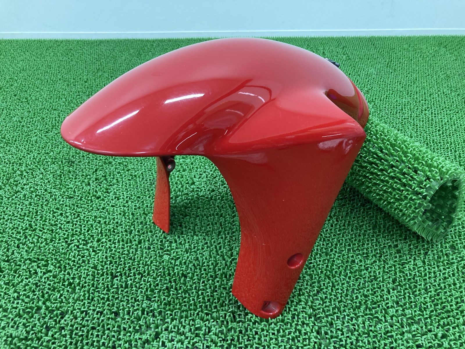 SS900 フロントフェンダー 赤 56410181A ドゥカティ 純正 中古 バイク 部品 割れ欠け無し 品薄 希少品 車検 Genuine