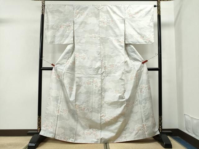 平和屋着物○本場大島紬 100亀甲 雲重ね吉祥草花文 正絹 逸品 未使用