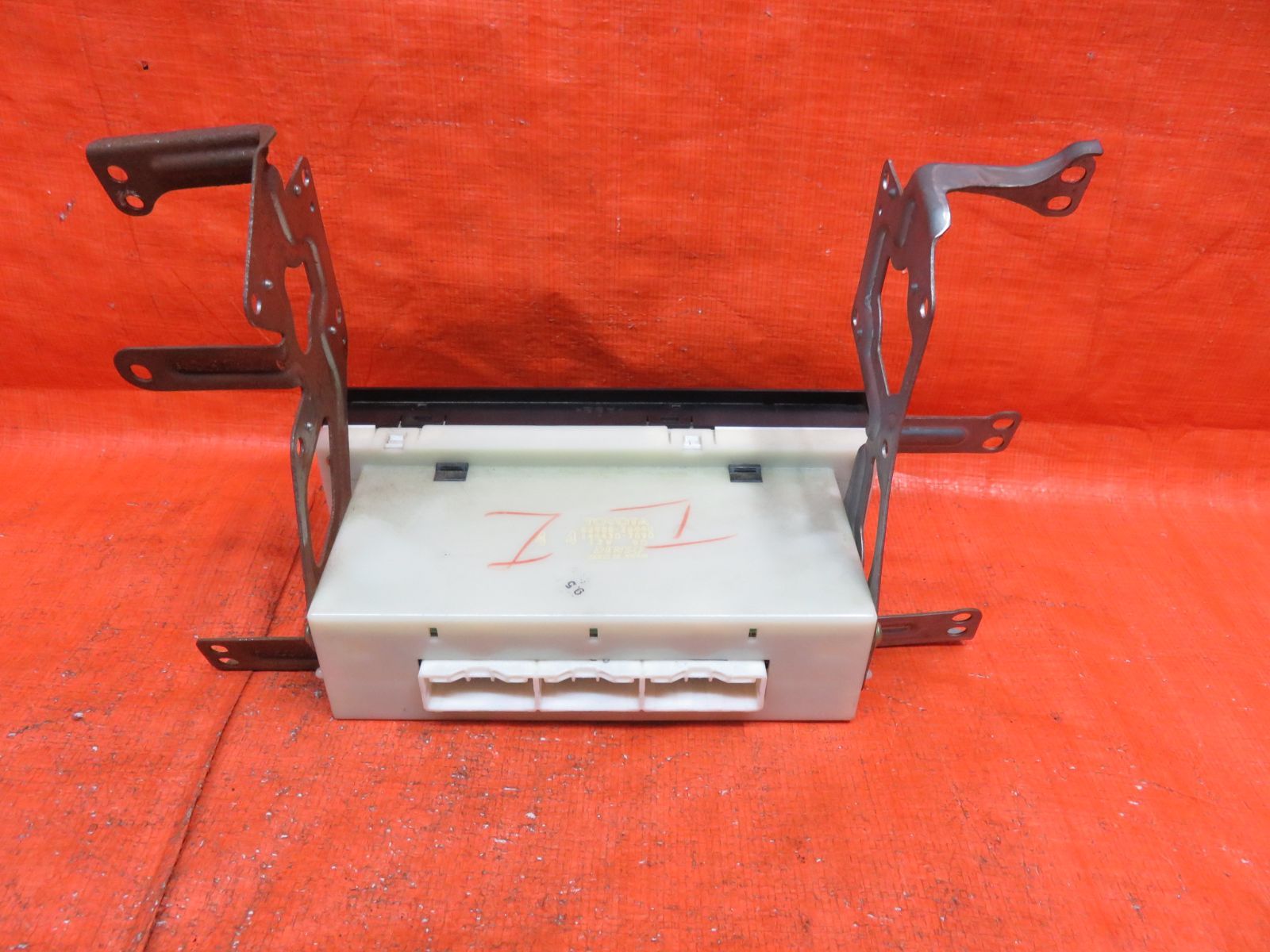 LA4163* 動作OK グランビア エアコン スイッチパネル/純正 55900