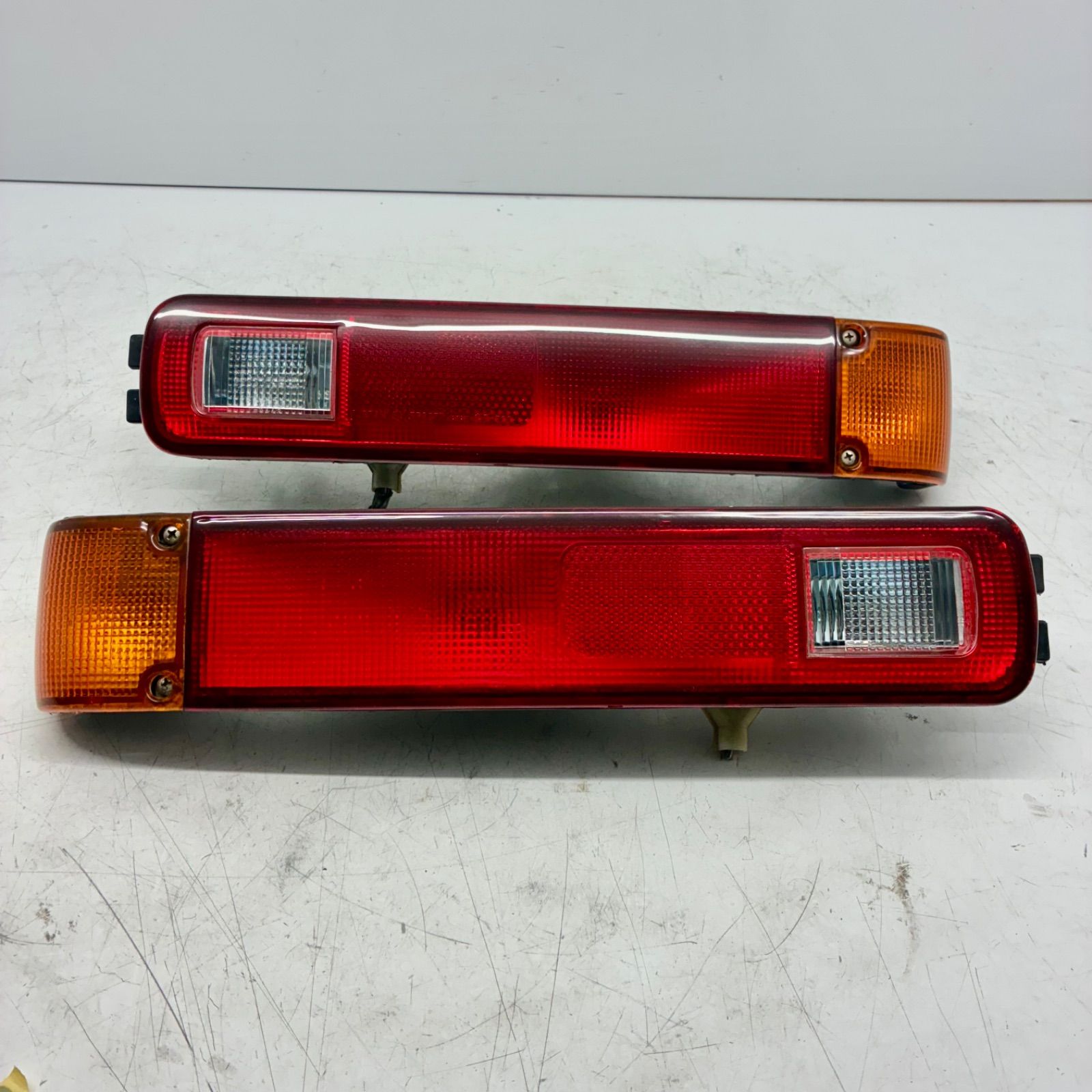 未使用 レヴォーグ レイバック 純正 左右 リア フェンダー アーチ