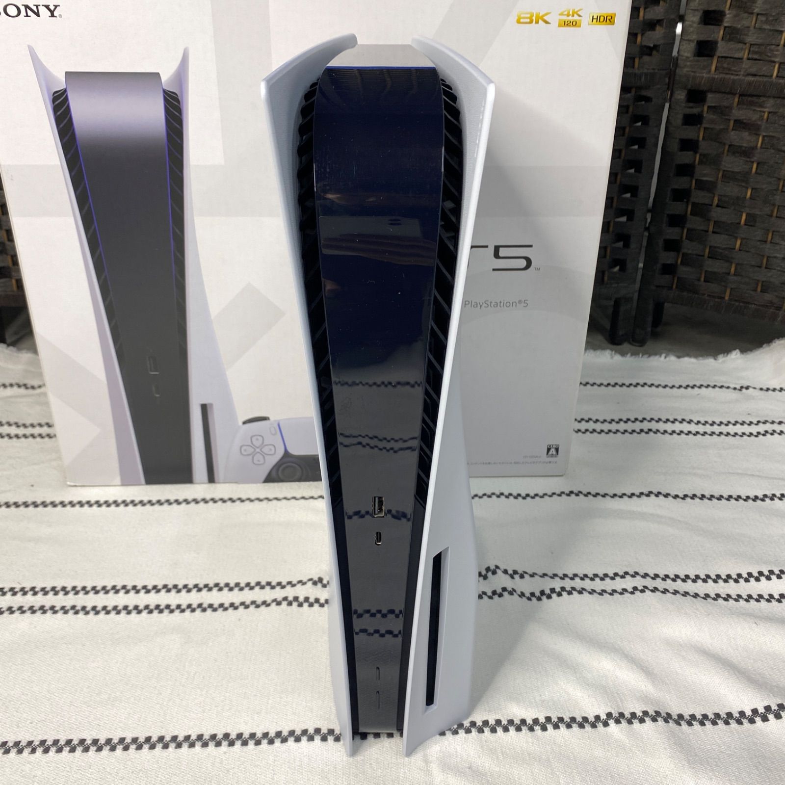 美品】PlayStation 5 本体 CFI-1200A01 ゲームソフト4本
