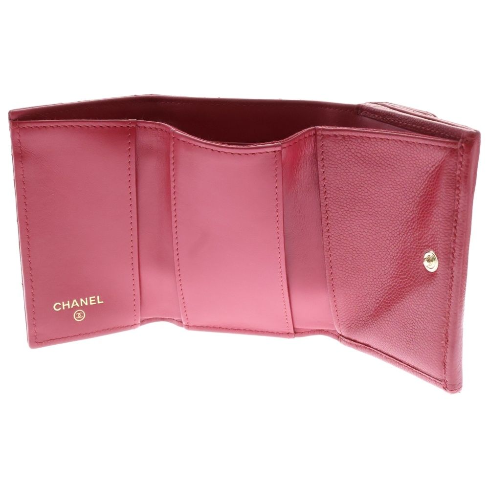 CHANEL (シャネル) キャビアスキン マトラッセ コンパクト
