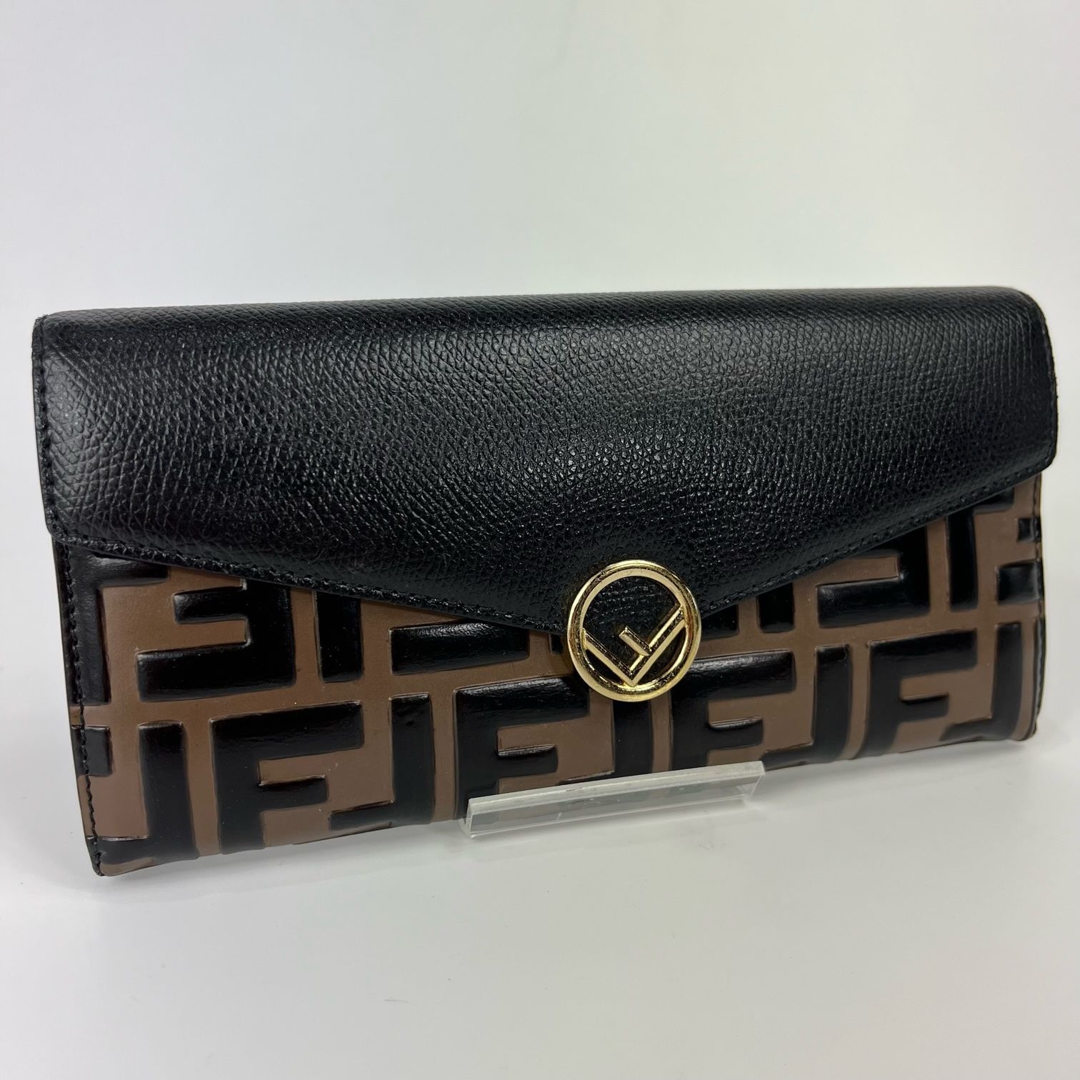 極美品　FENDI フェンディ　エフイズコンチネンタルウォレット　ブラック 極美品FENDI フェンディエフイズコンチネンタルウォレットブラック