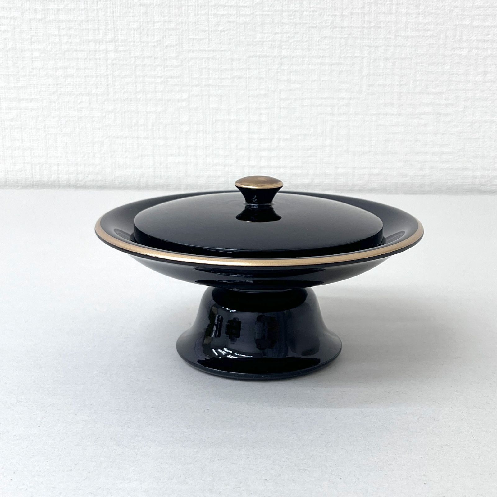 アウトレット 利休型茶台 4寸 茶托 フタ付き フチ金 茶台 茶卓 茶道 法事 法要 仏具