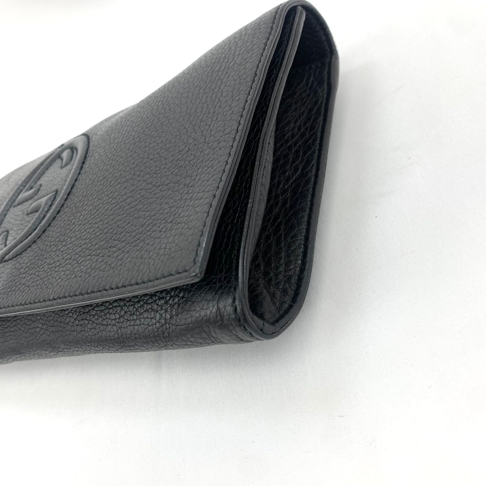 ブラック ゴールド金具