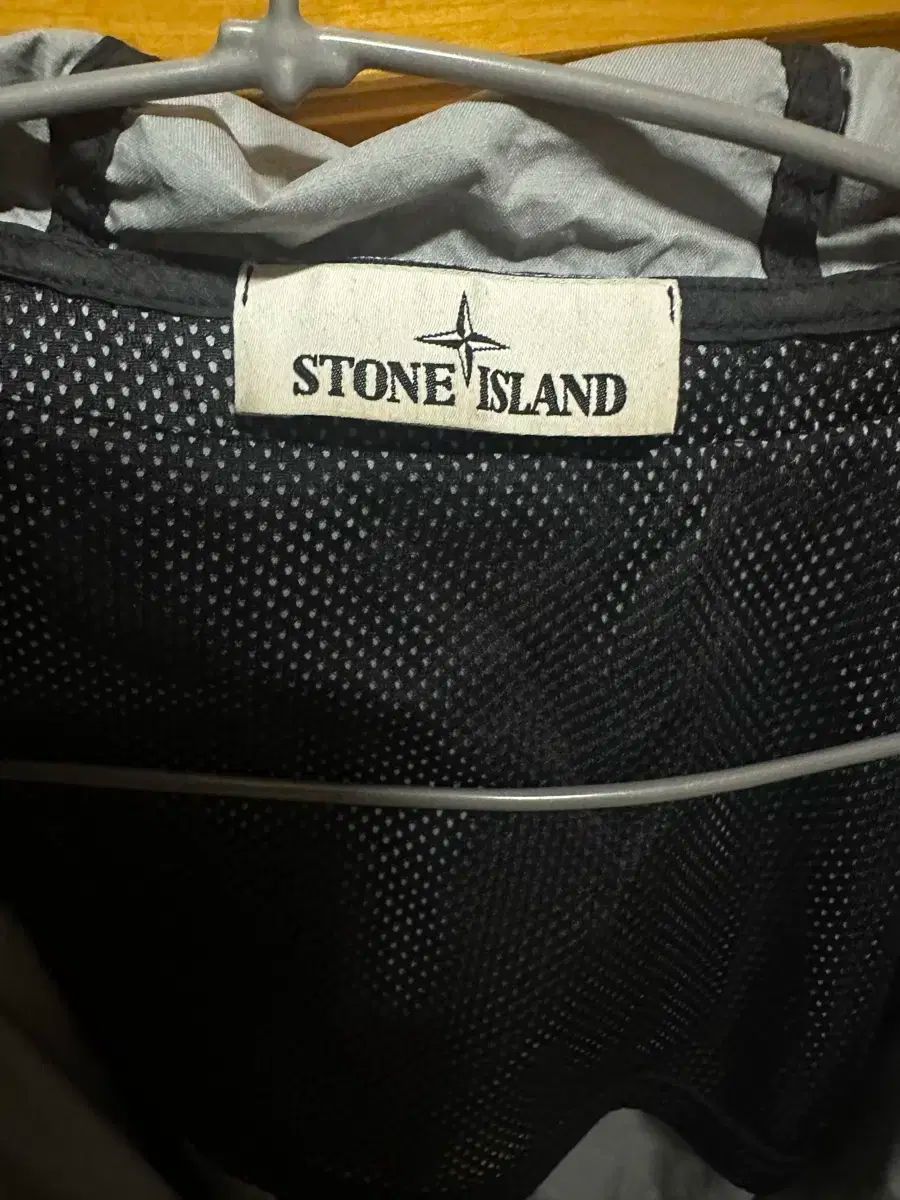 ISLAND ストーンアイランド
