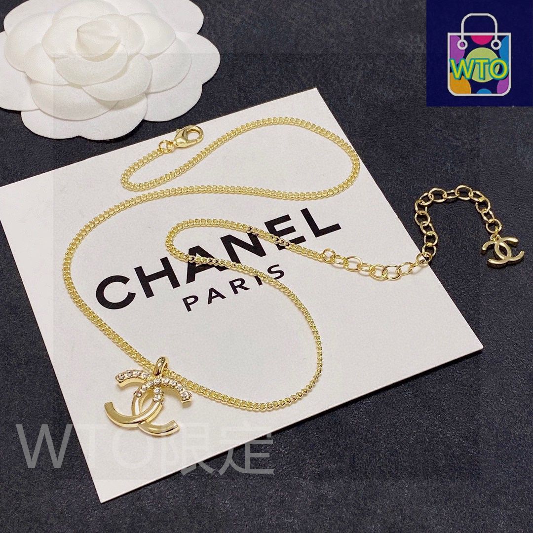 今日特価】CHANEL ダブル C サイン セミステレオ シンボル