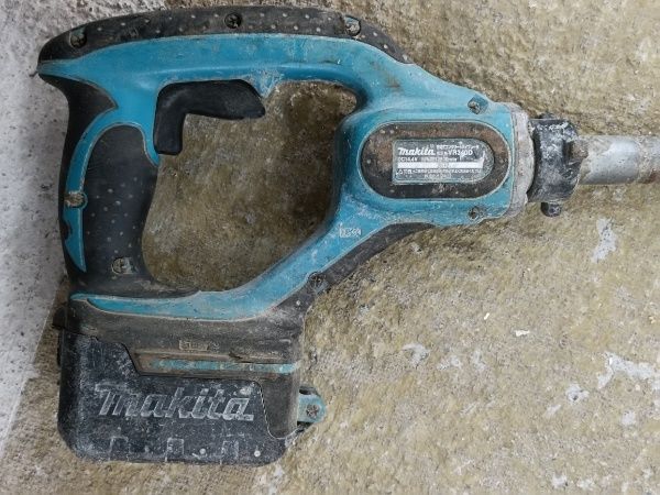 ◎マキタ 充電式コンクリートバイブレータ VR340DZ 14.4V 動作 済み HRDEVELOPMENT_JP