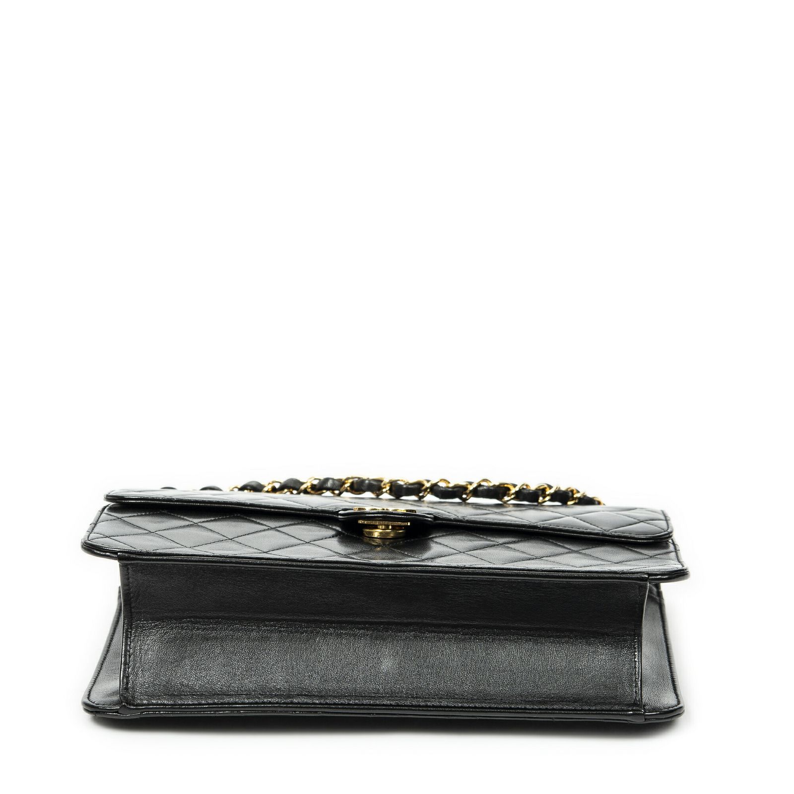 CHANEL シャネルヴィンテージプッシュロックストレートフラップ黒マトラッセラムスキンレザーA