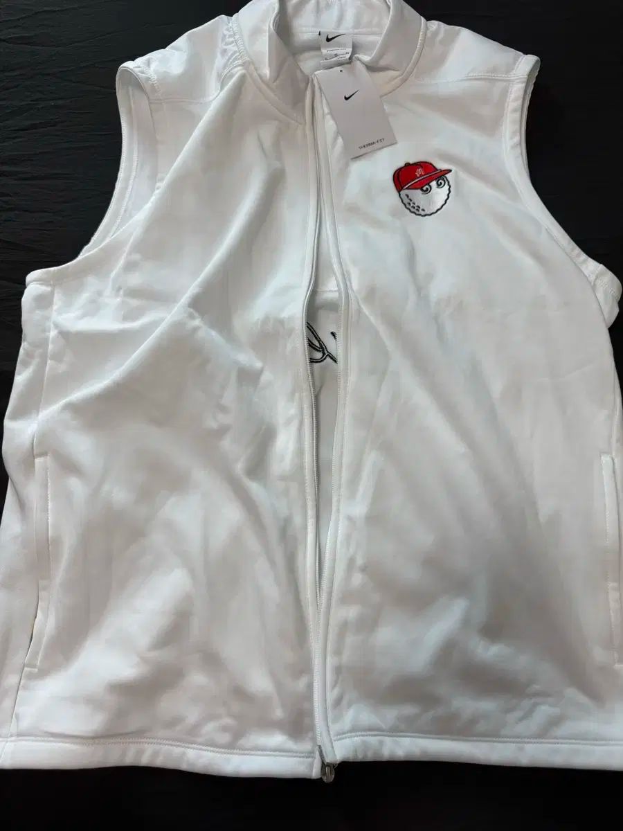 懐かしい 本物の新製品 NIKE ナイキ MALBON GOLF マルボンゴルフ サーマフィット 勝利 ベスト XL