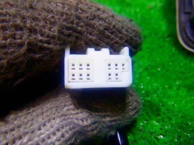 ZRR70W ノア
