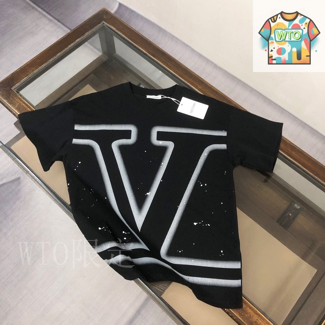 25ss VALENTINO ロゴ ストライプ Tシャツ 今日特価】VALENTINO 25SS T シャツ - メルカリ