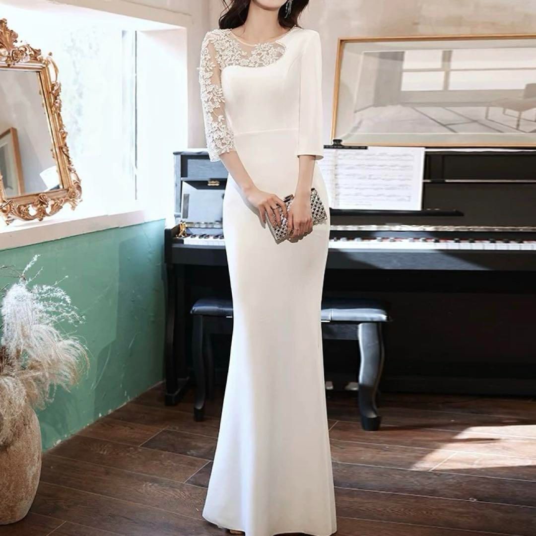 お花のデザインがオシャレで美しい イブニングドレス♩.• 25年新作 新品未使用 お花のデザインがオシャレな七分袖の
