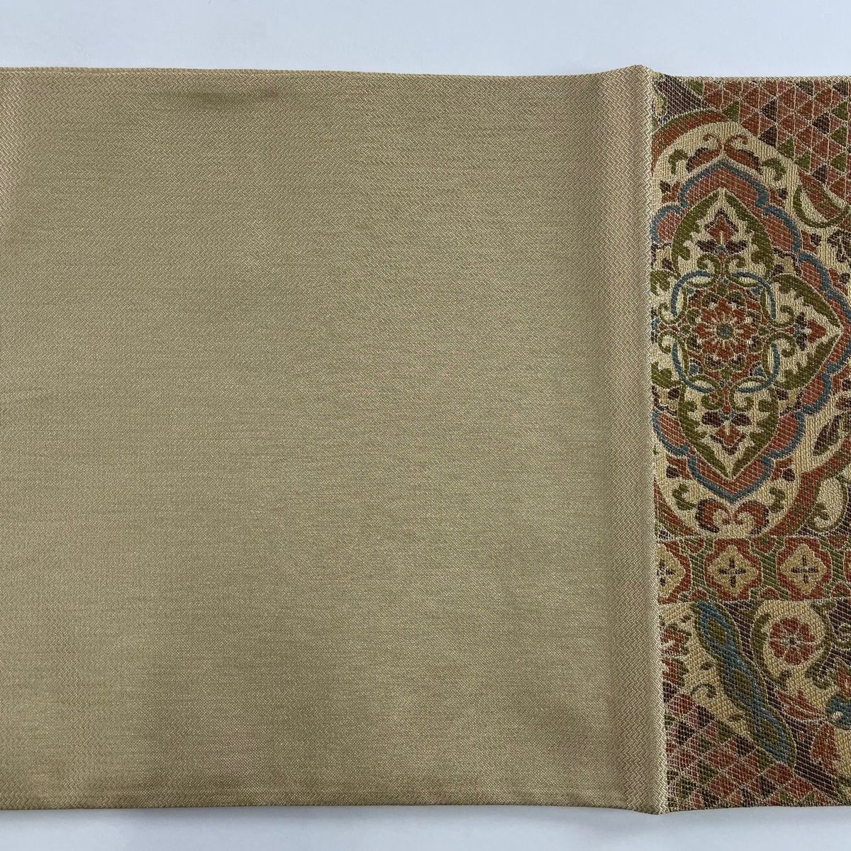 ［平目］　袋帯　中古美品 O-672 袋帯 美品 逸品 桝屋高尾 落款あり ねん金綴錦 段霞文 金糸 金色