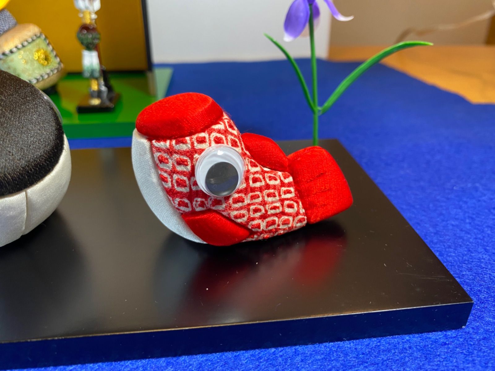 Wooden Kabuto set by Lemi toys 木製兜セット 木製 兜飾り 兜