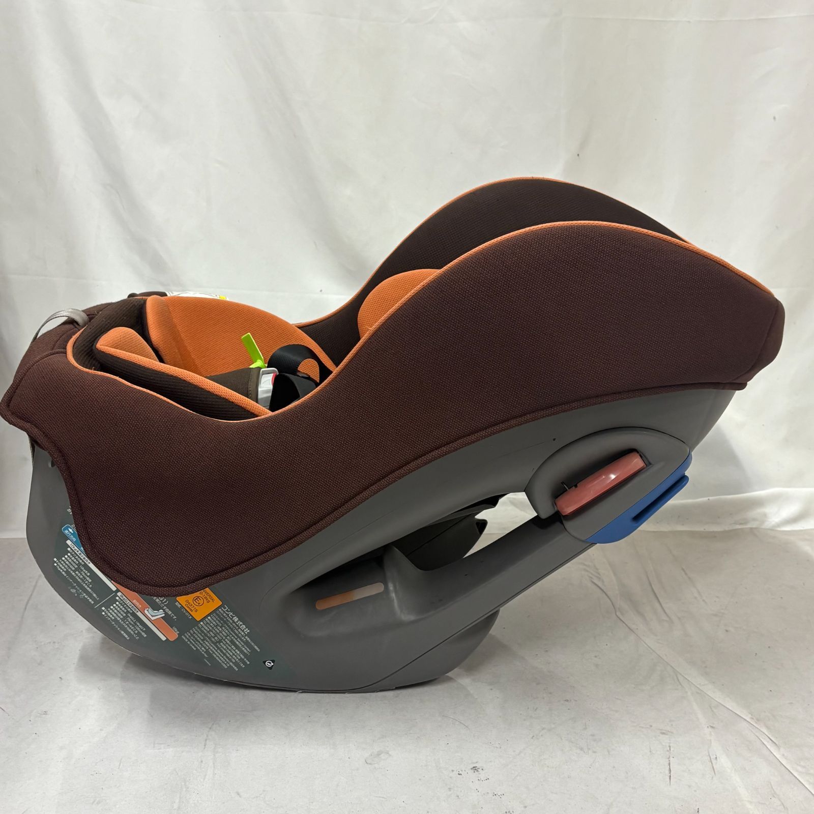 美品Combi 車用チャイルドシート オレンジ・ブラウン Combi コンビ ミニマグランデS UB チャイルドシート オレンジ - メルカリ