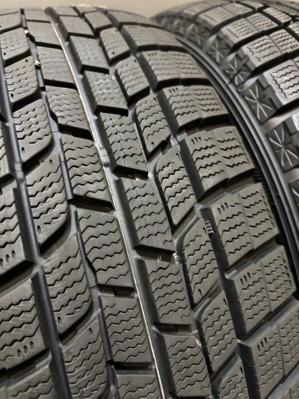 4本 グッドイヤー