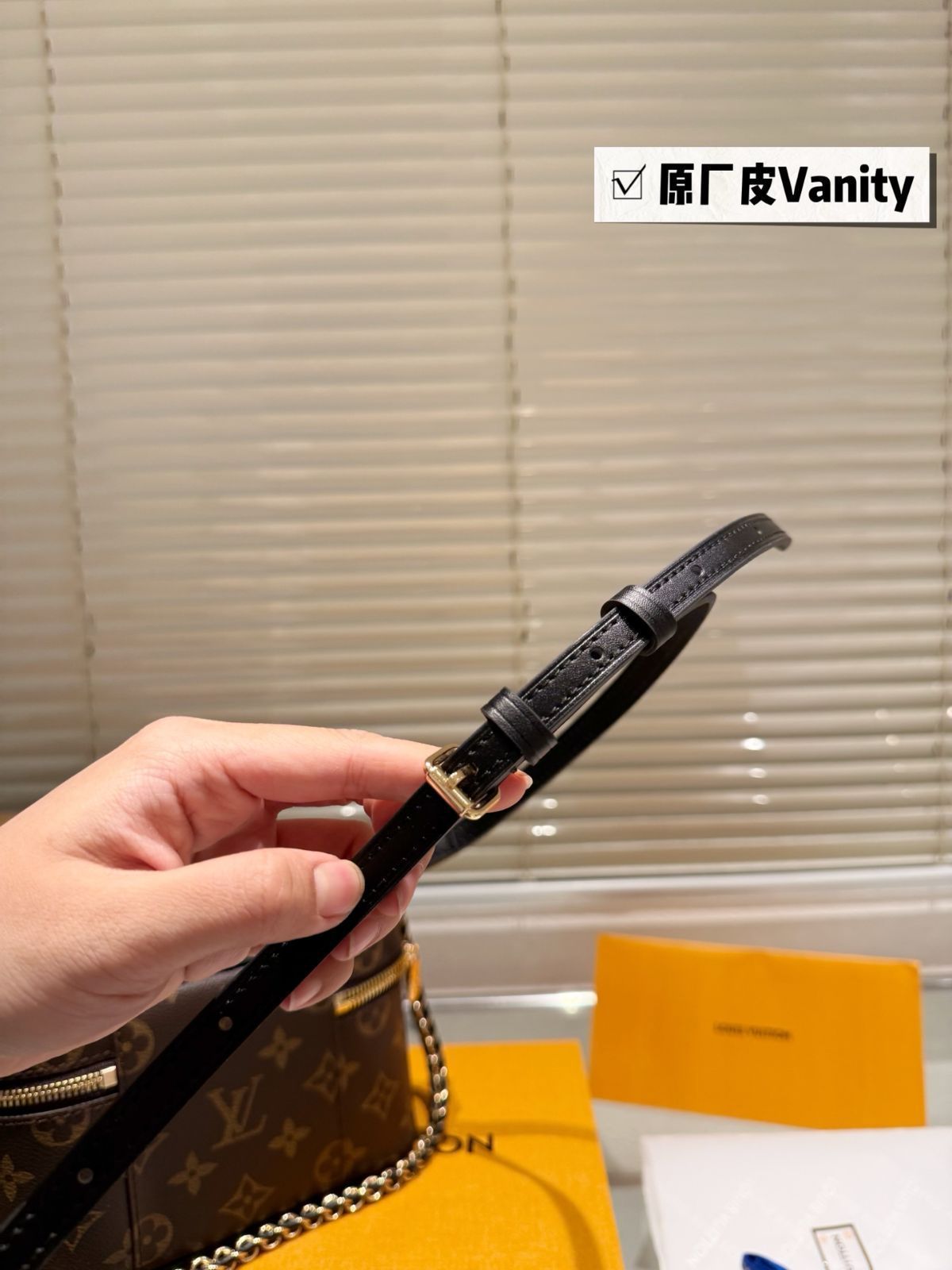 今日特価】LV Vanity Chain Pouch - ルイ ヴィトン ヴァニティ