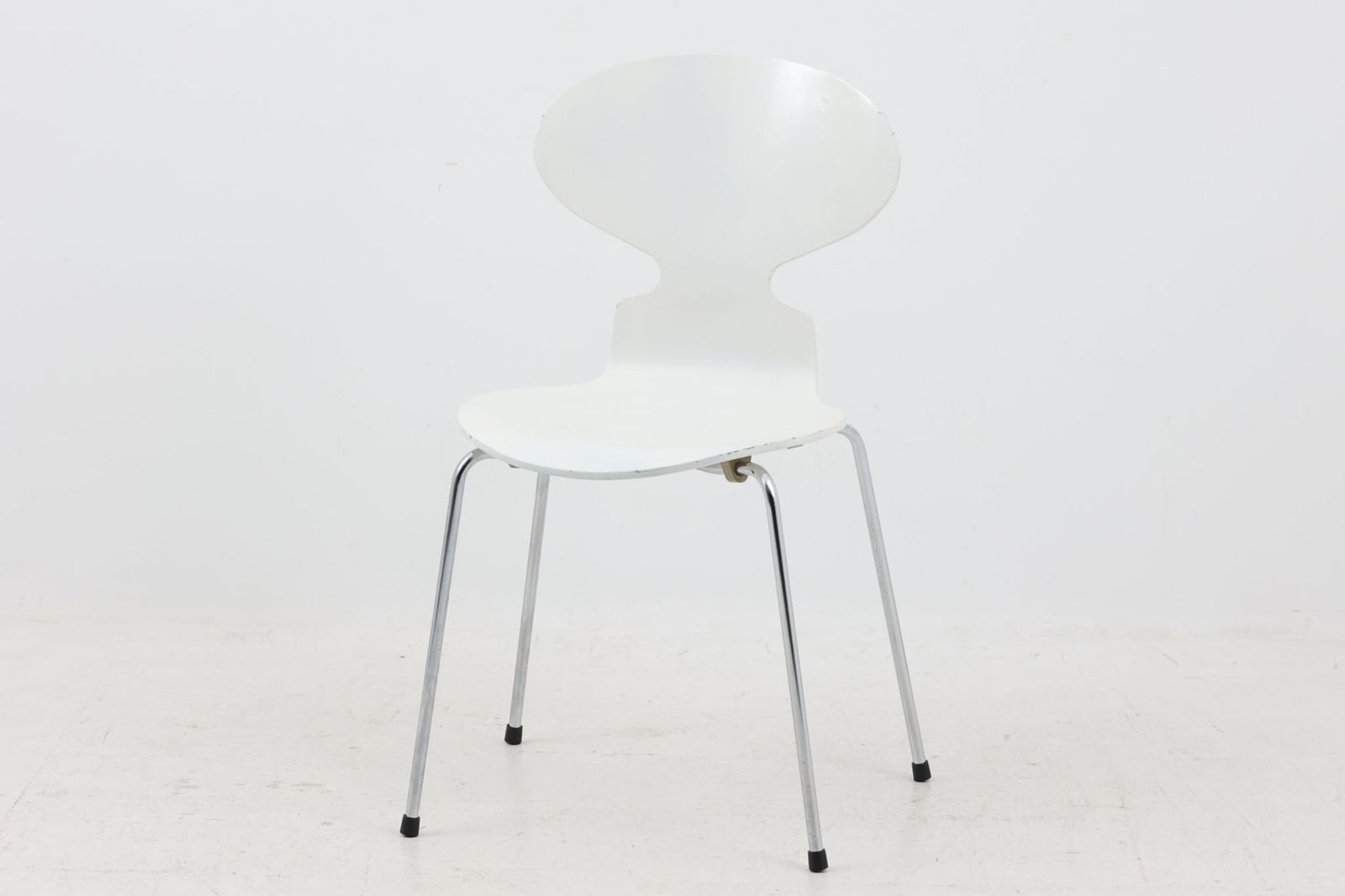 Fritz Hansen(フリッツ・ハンセン) アントチェア ホワイト Arne