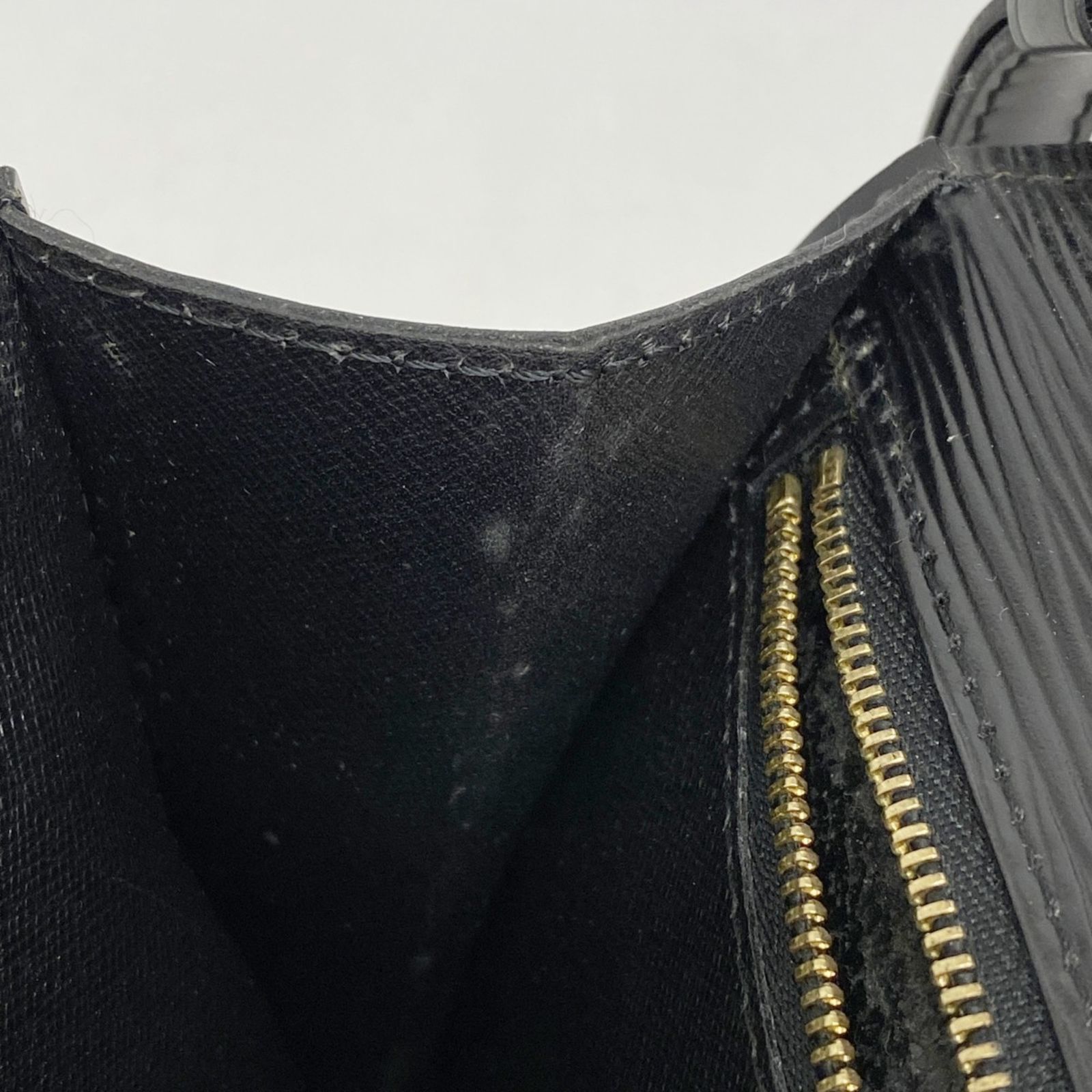 クラッチバッグ