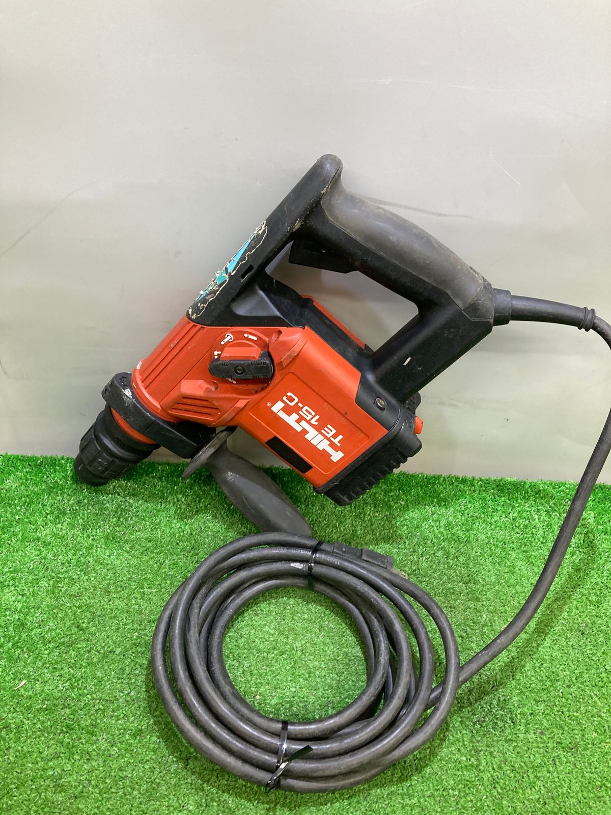 中古品】【0921】☆HILTI ロータリーハンマドリル TE15-C ITNXOO74O8X2