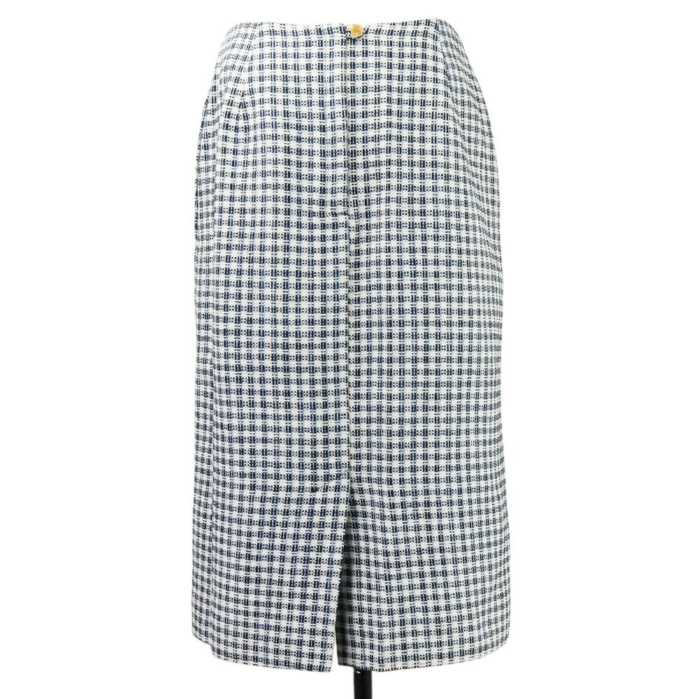 ホワイト ライトブルー