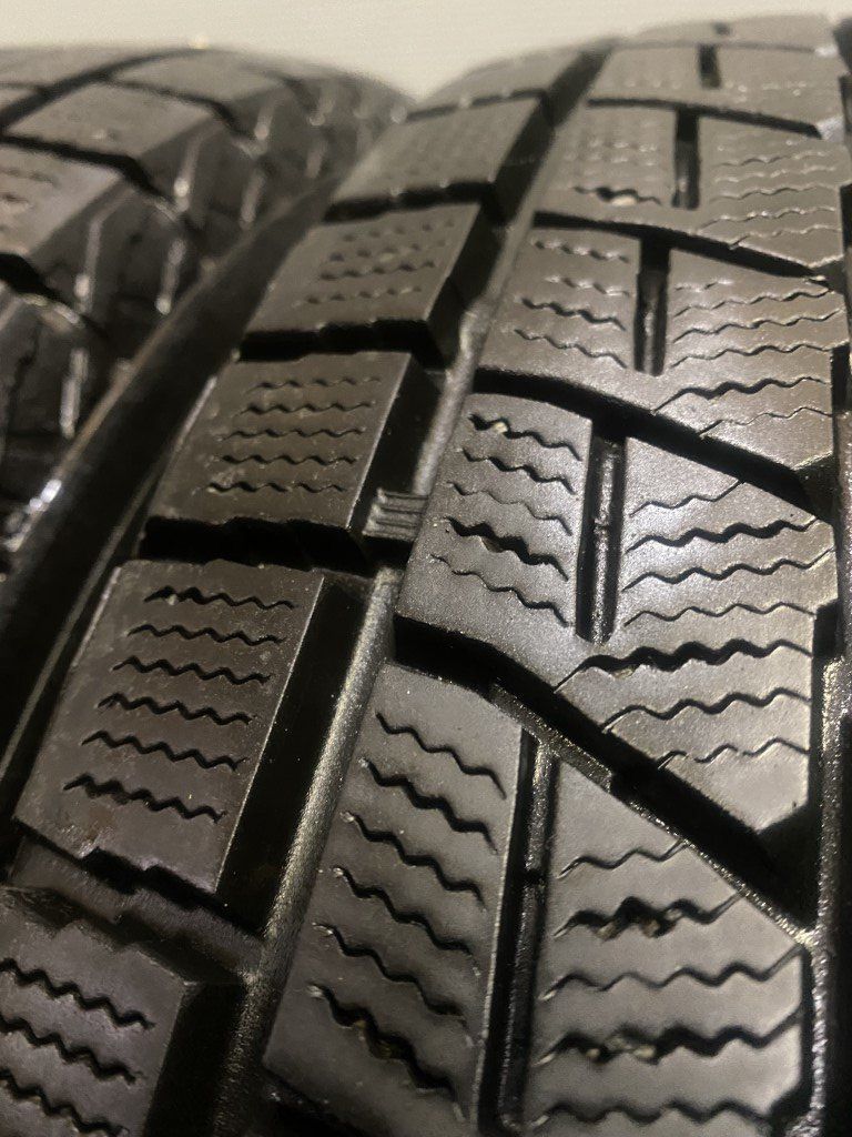 DUNLOP WINTER MAXX SJ8 225/65R17 17インチ スタッドレス 4本 2018年