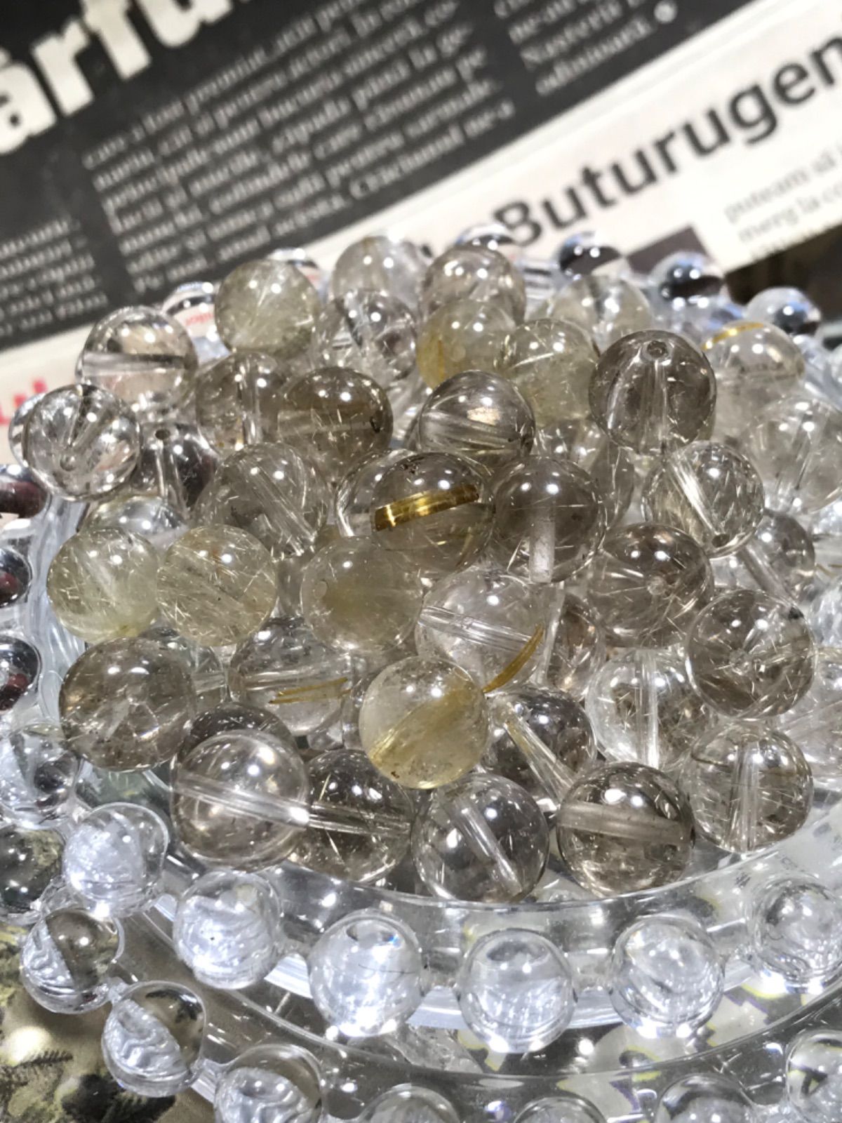 ◇10mm玉【ルチルクォーツ/金針水晶】1mm穴パーツ50個 - メルカリ