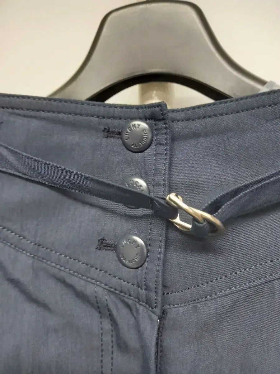 パンツ