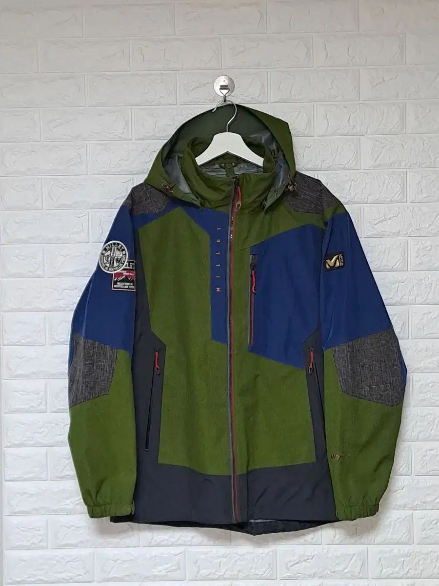 メンズ MILLET ミレー 登山 ジャケット 110