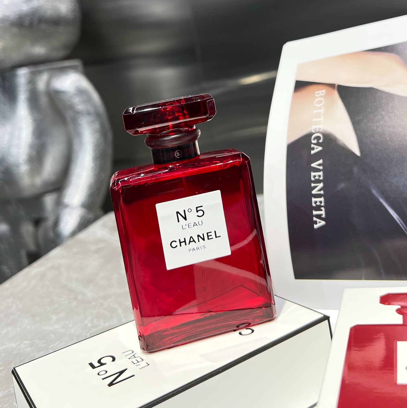 Chanel N°5 L'Eau Rouge EDT 100ml 香水-3-4 - メルカリ