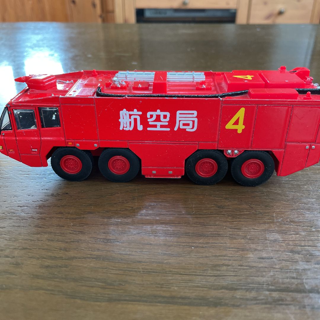 □ダイヤペット『1/54空港用大型化学消防車 （航空局）DK-3103