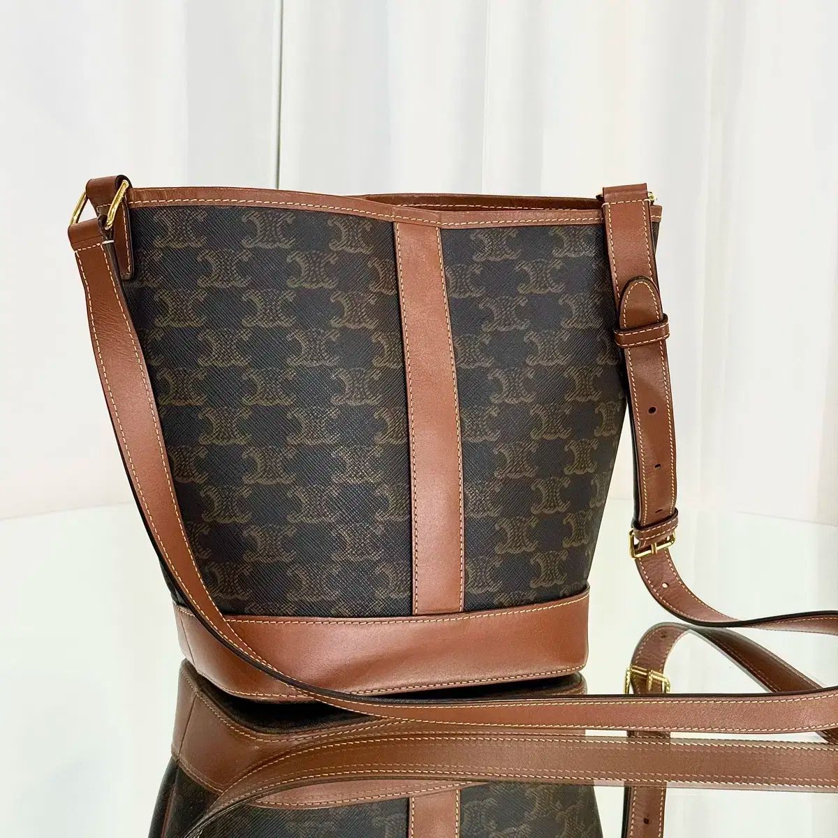 セリーヌ トリオンフ