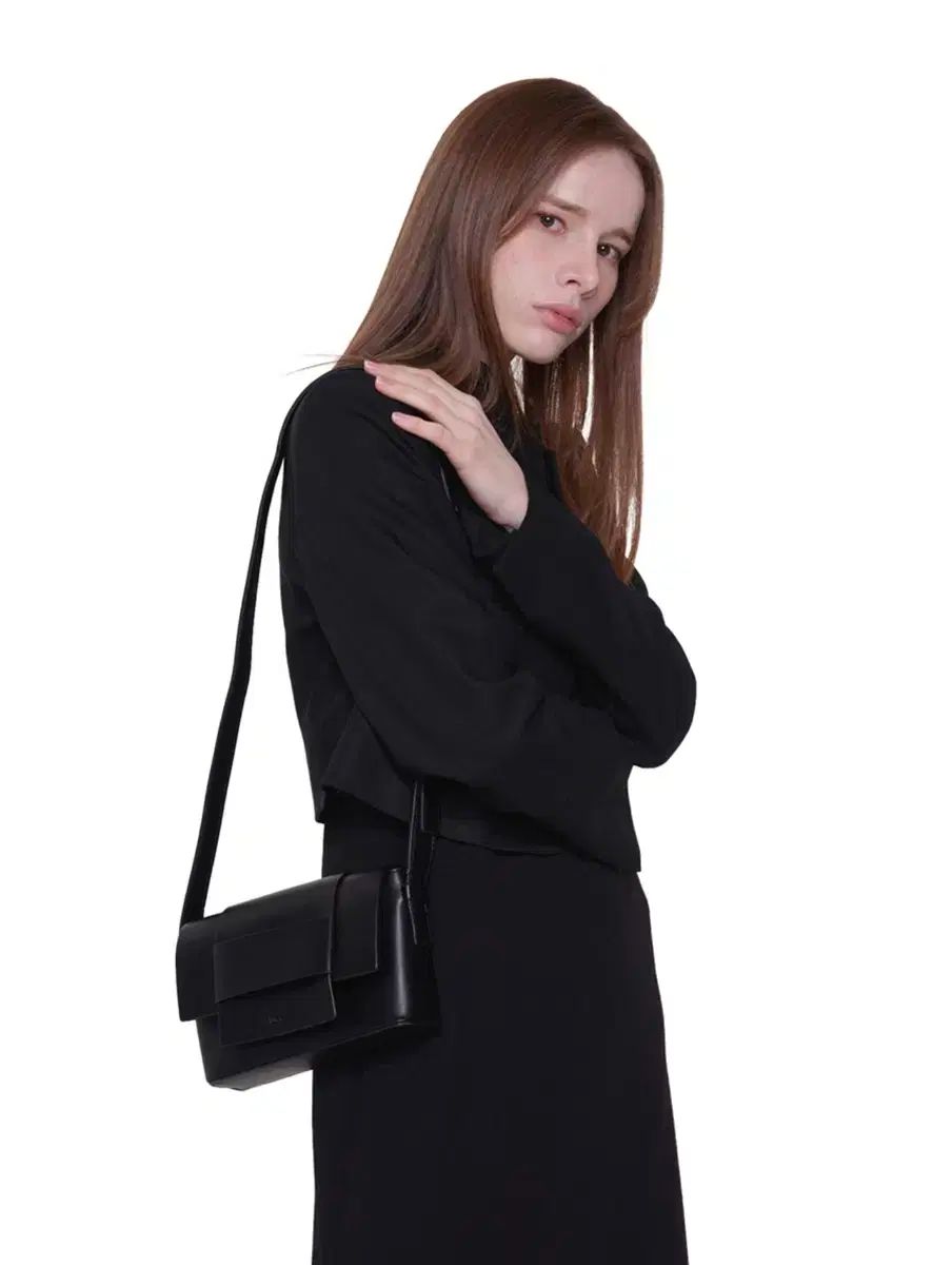 ブラック ミニクロスバッグ