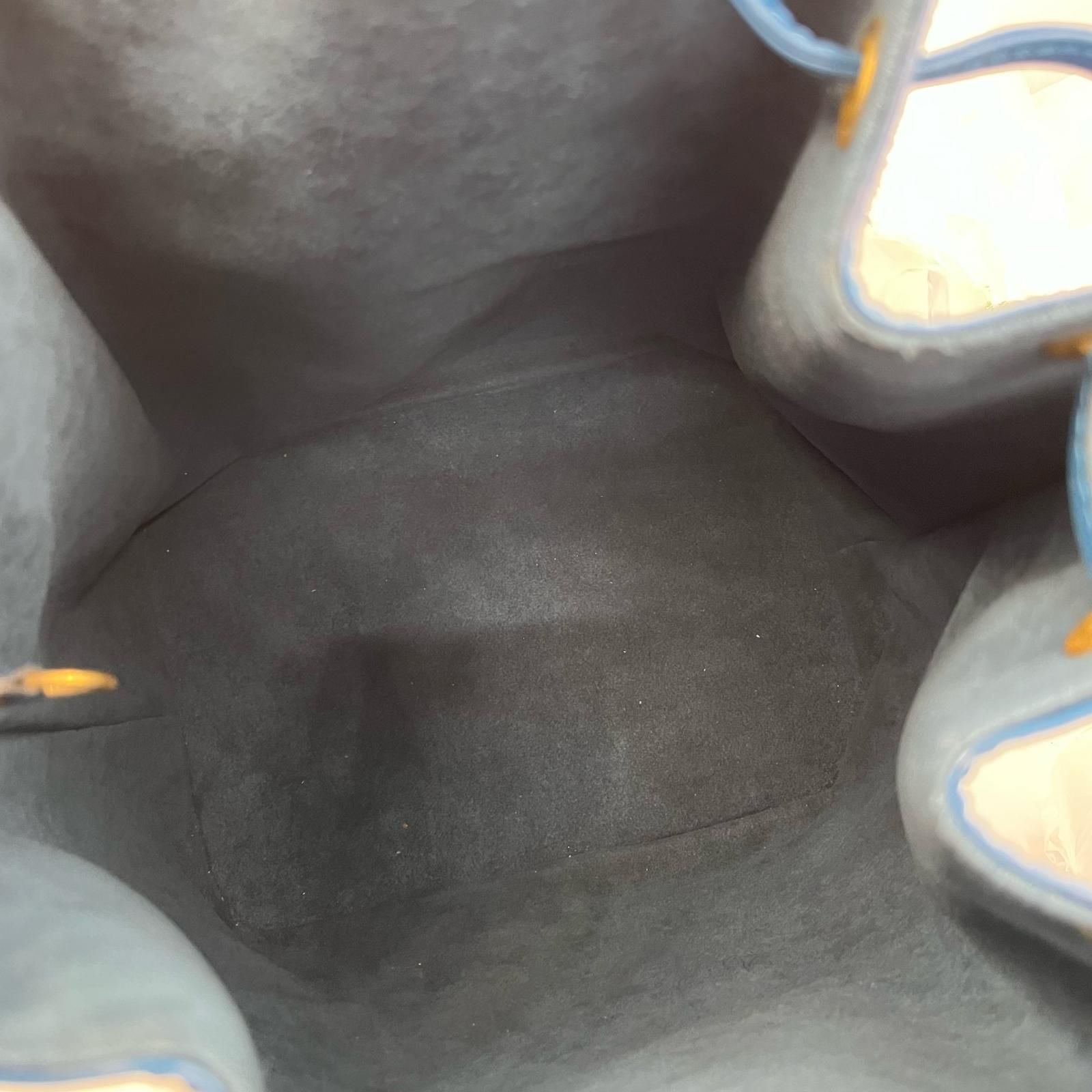 ハンドバッグ エピ