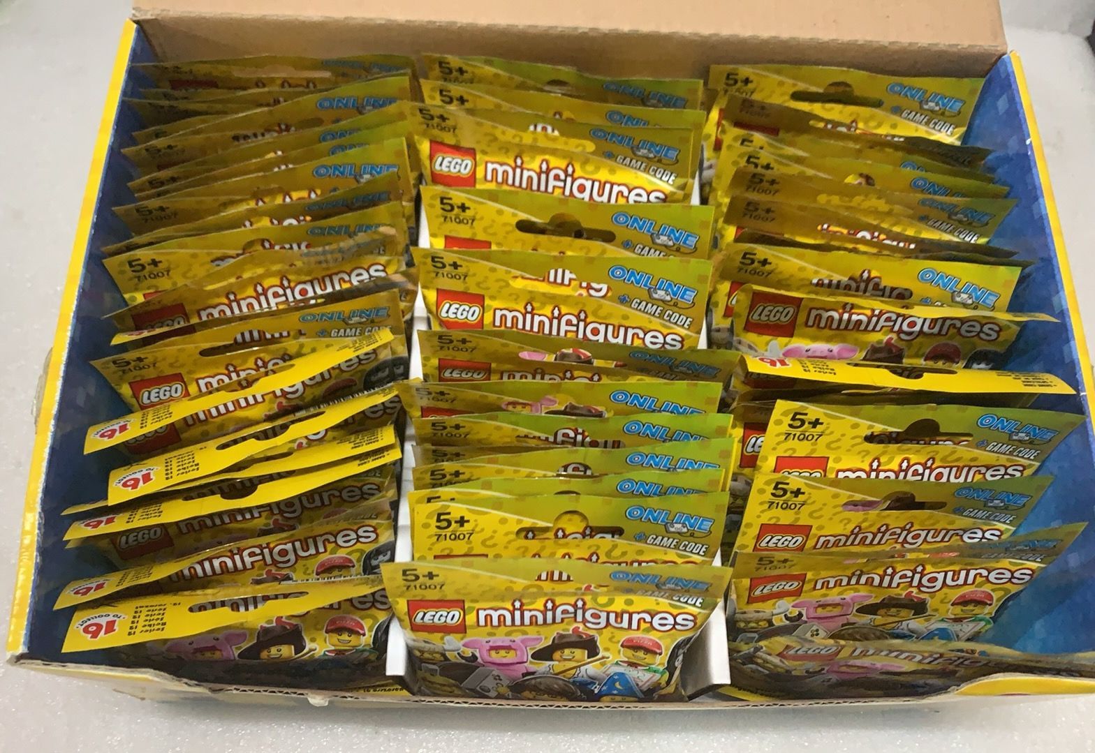 ミニフィギュア