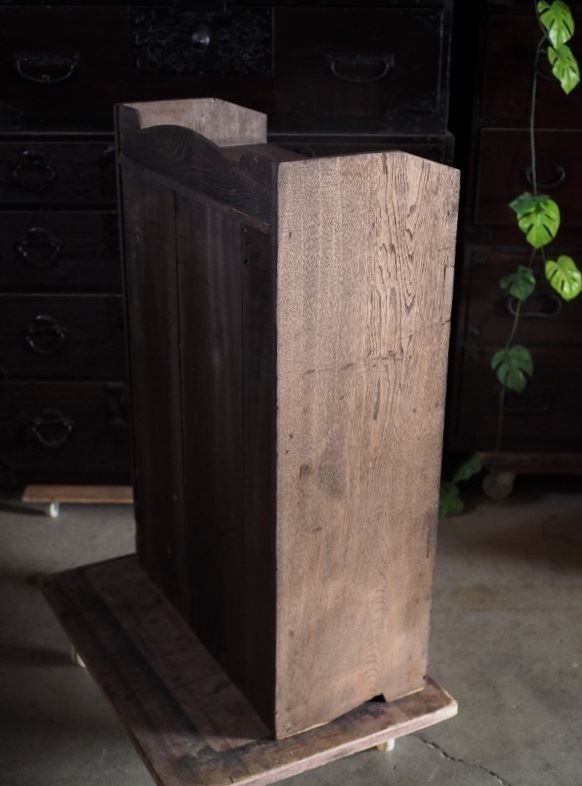 古い結晶ガラスの小型アンティークキャビネット 大正～昭和初期 古録展 品番S10770 MARWIL-DEMENAGEMENTS_CH