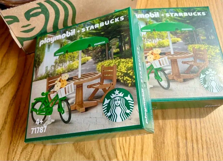 【雷市場（ポンジャン）商品韓国直送】 プレイモービル Starbucks(スターバックス) 家具セット