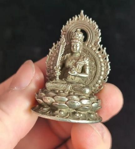 銅製 仏像 虚空蔵菩薩仏像 家内仏堂 奉納 装飾品 工芸品 置物 銅製 仏像 虚空蔵菩薩仏像 家内仏堂 奉納 装飾品 工芸品 置物