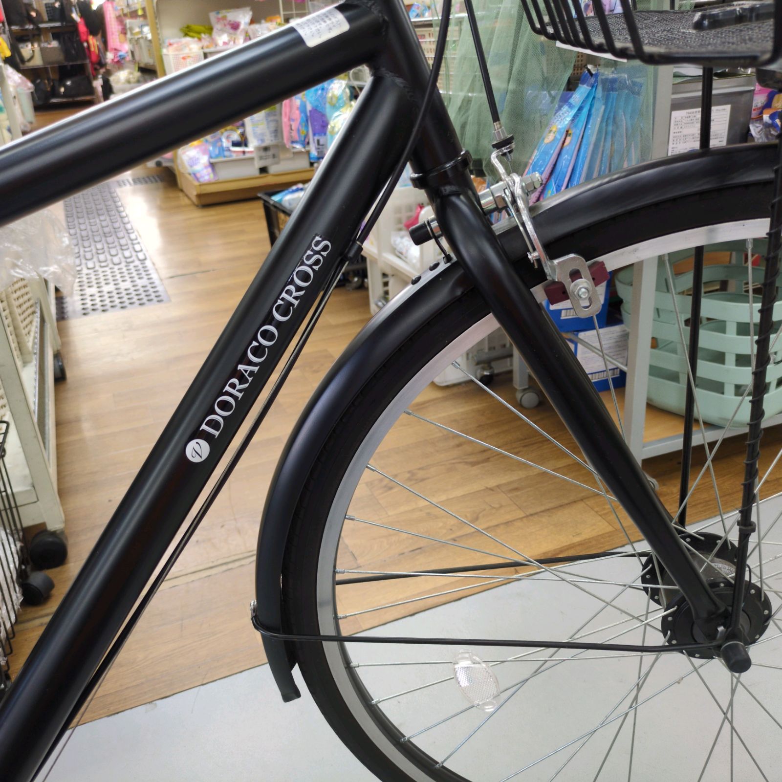 J203 ☆比較的ｷﾚｲ☆スポーツ軽快自転車☆DORACO CROSS☆LEDオート☆6段