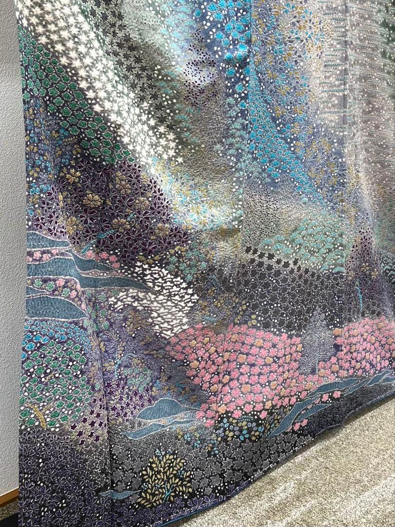 滝泰謹製 落款入 訪問着 おぼろ染 絞り 銀通し 刺繍 正絹 躾糸付き