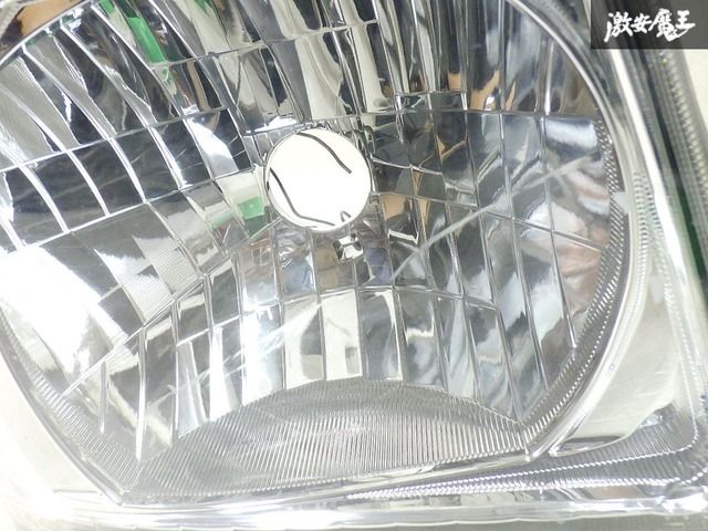 DA16t キャリートラック右ヘッドライト スズキ DA16T キャリィ トラック 純正 右ヘッドライト右側