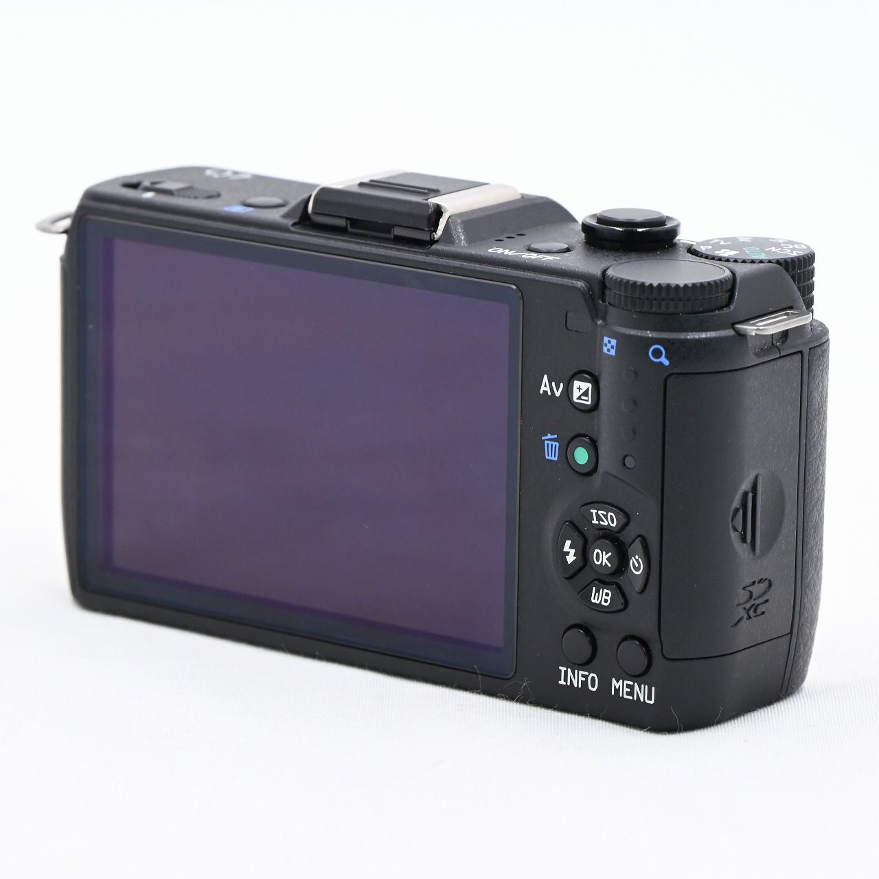 ペンタックス PENTAX Q7 ボディ ミラーレス一眼レフカメラ【】 【公式 