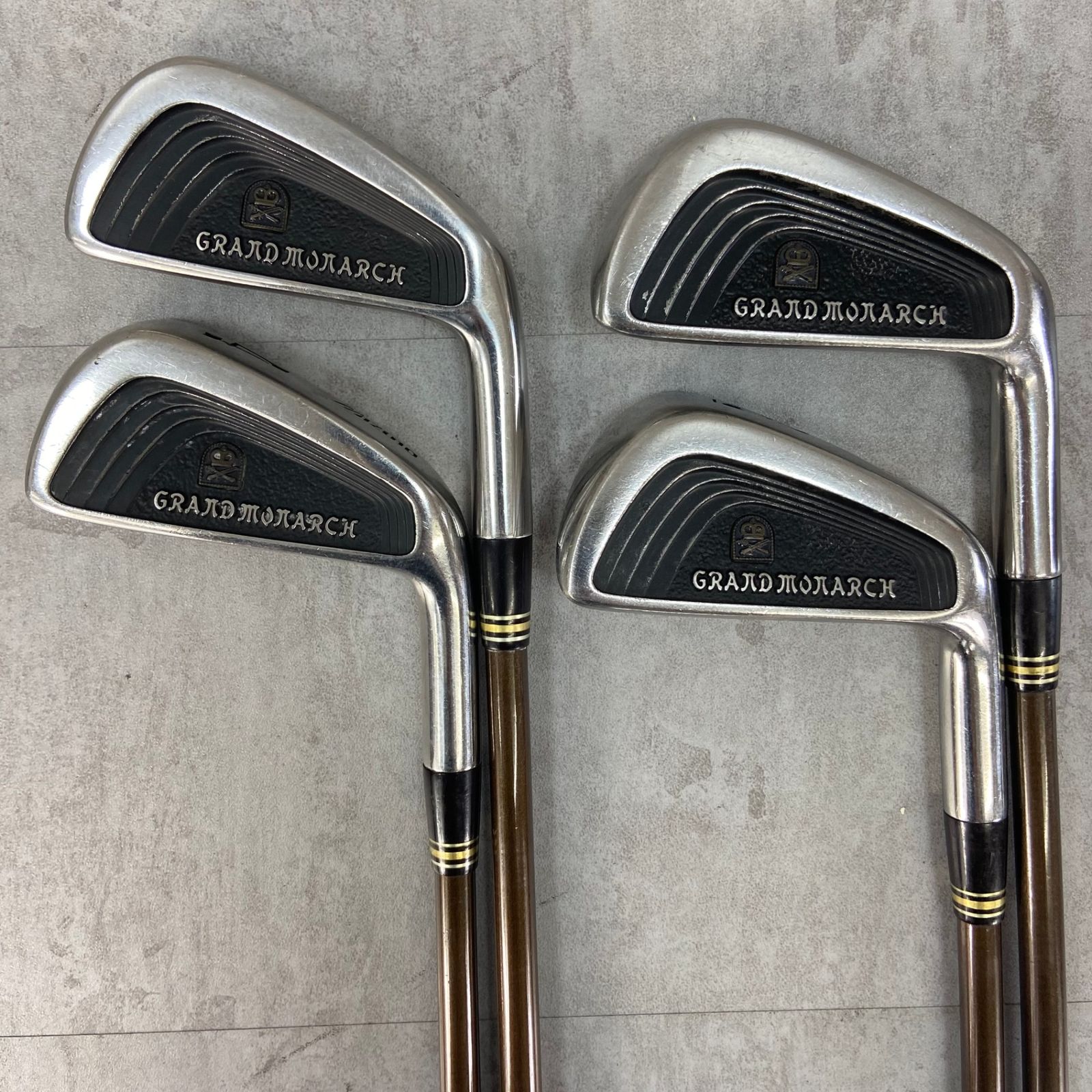 MIZUNO - MIZUNO　ミズノ　GRAND　MONARCH グランドモナーク　メンズゴルフ　アイアン8本セット　カーボン　R MIZUNO ミズノ GRAND MONARCH グランドモナーク メンズゴルフ
