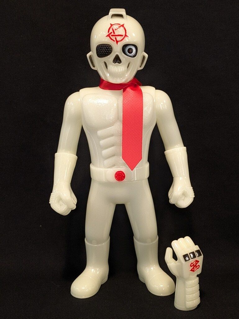 Knave Gunjoe GID 蓄光成型 - メルカリ